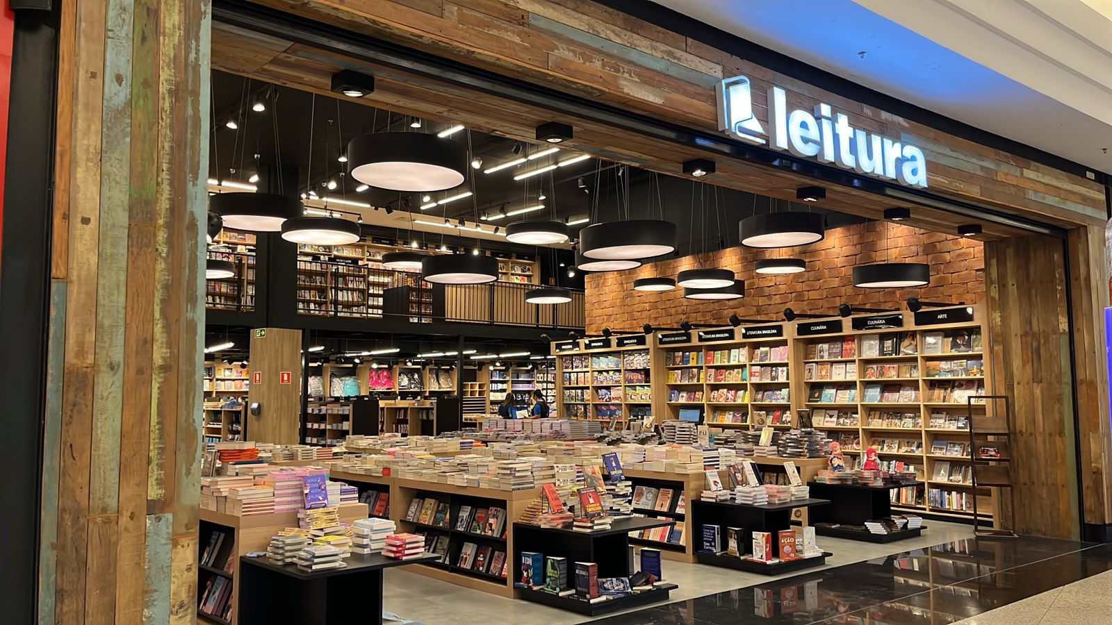 Portal Negócios - Livraria Leitura aposta em presentes criativos para o ...
